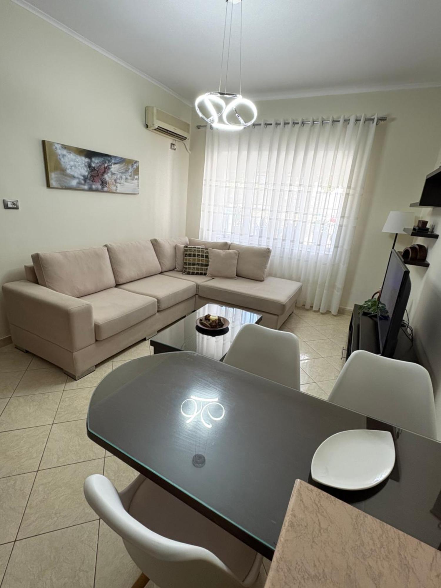 Sofia'S Modern Apartment ジロカストラ エクステリア 写真